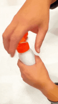 🧰 Pinta fácil, sin desorden: Rodillo con botella integrada